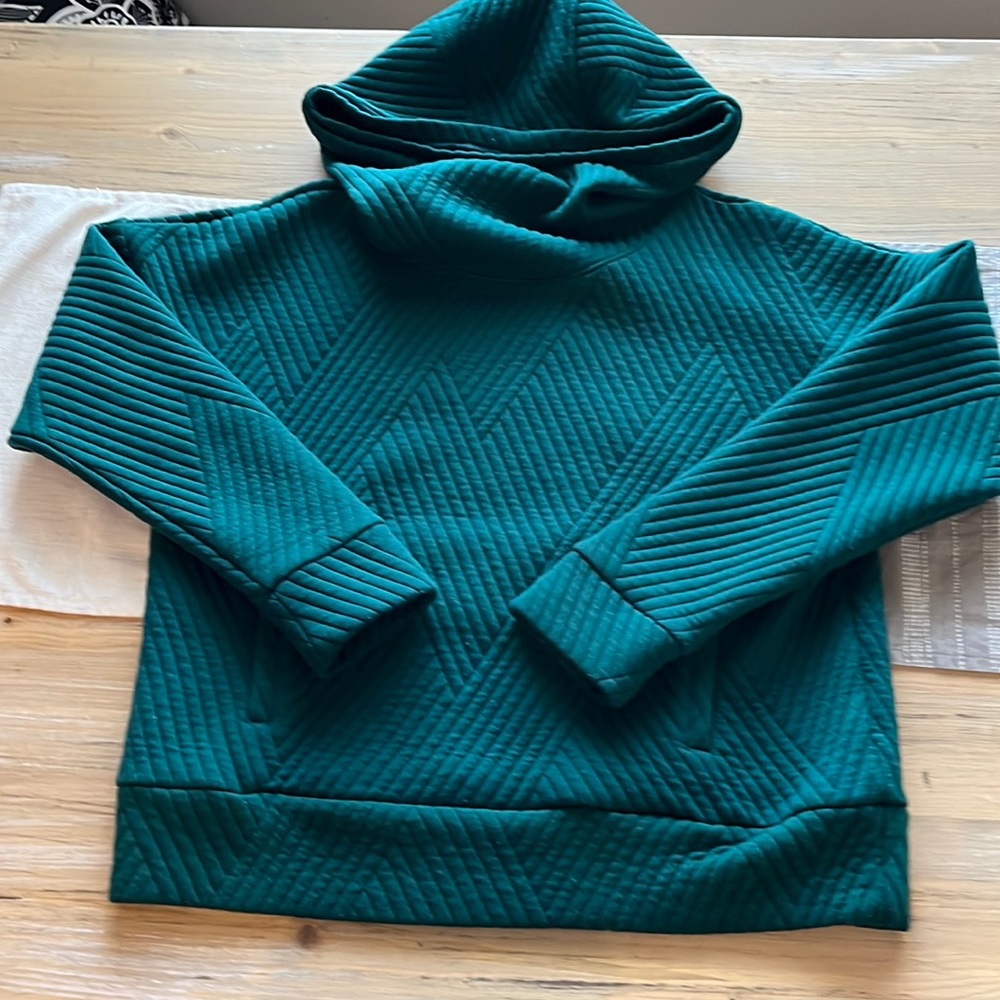 Gapfit scuba hood sweatshirt